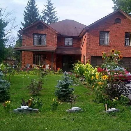 Luxury Suites At Military Trail Toronto Extérieur photo