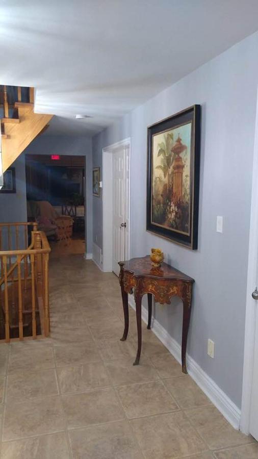 Luxury Suites At Military Trail Toronto Extérieur photo